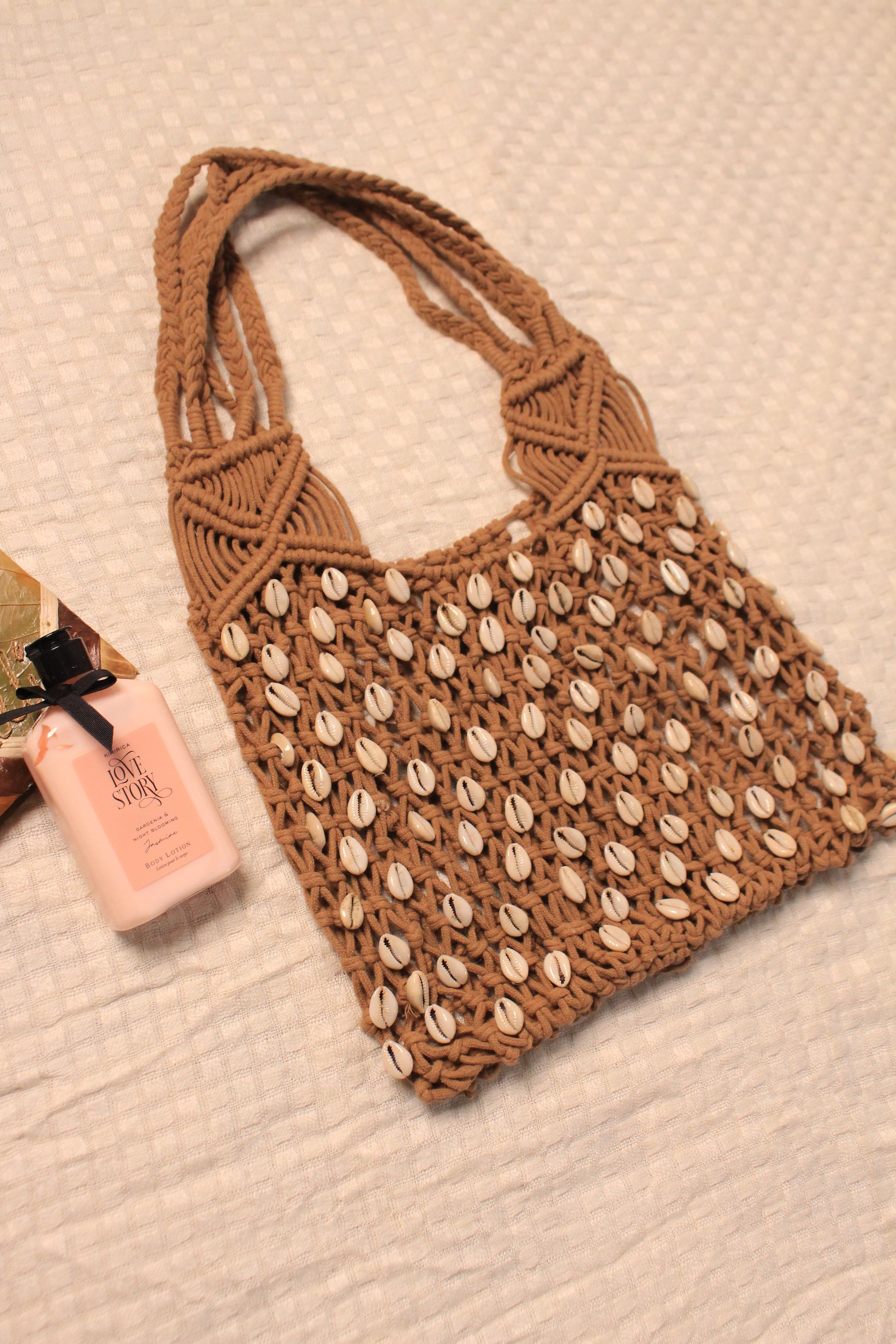 Daisy Macramé Tote – Floral-Inspired Cotton Rope Bag