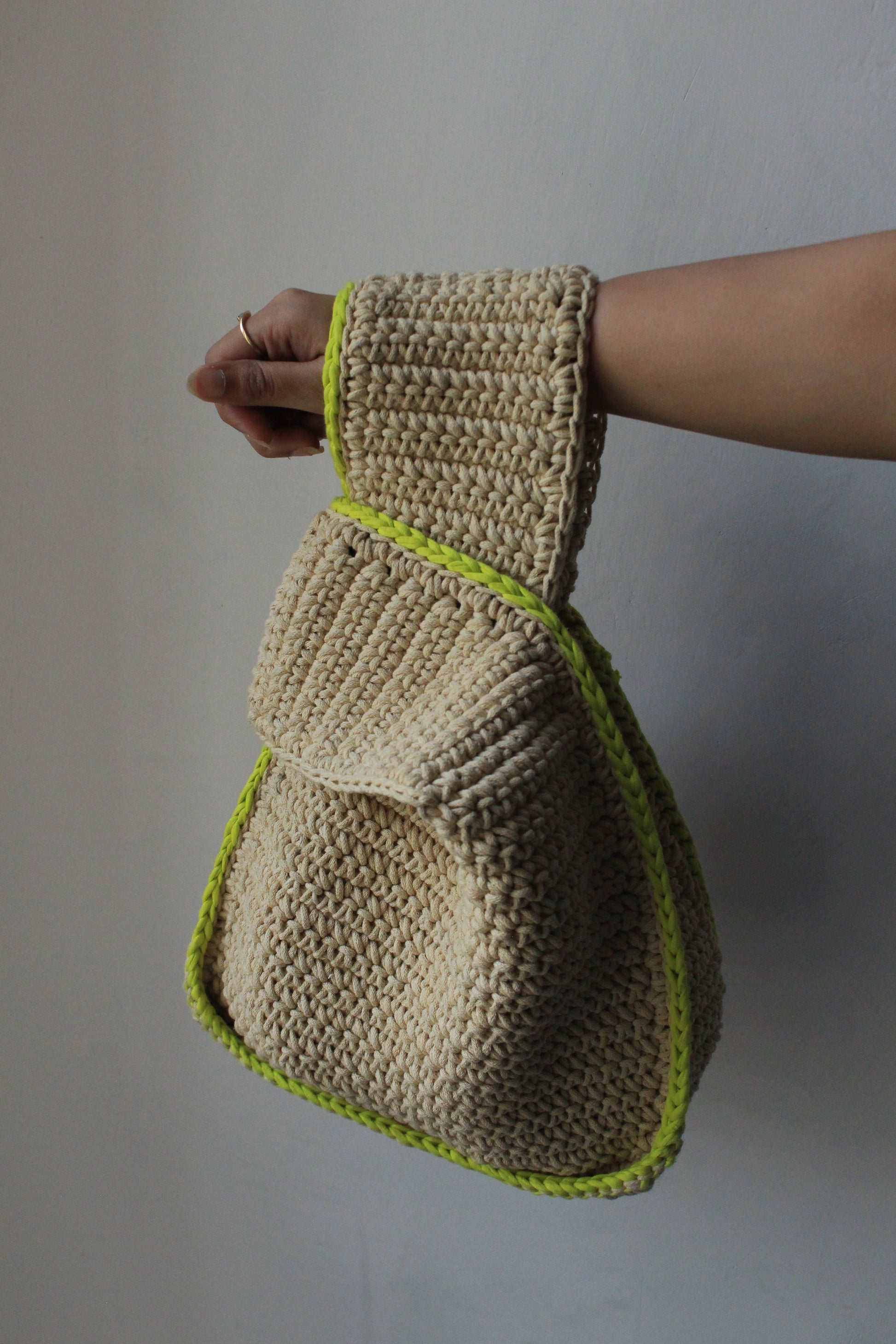Toto  – Casual Everyday macrame Bag
