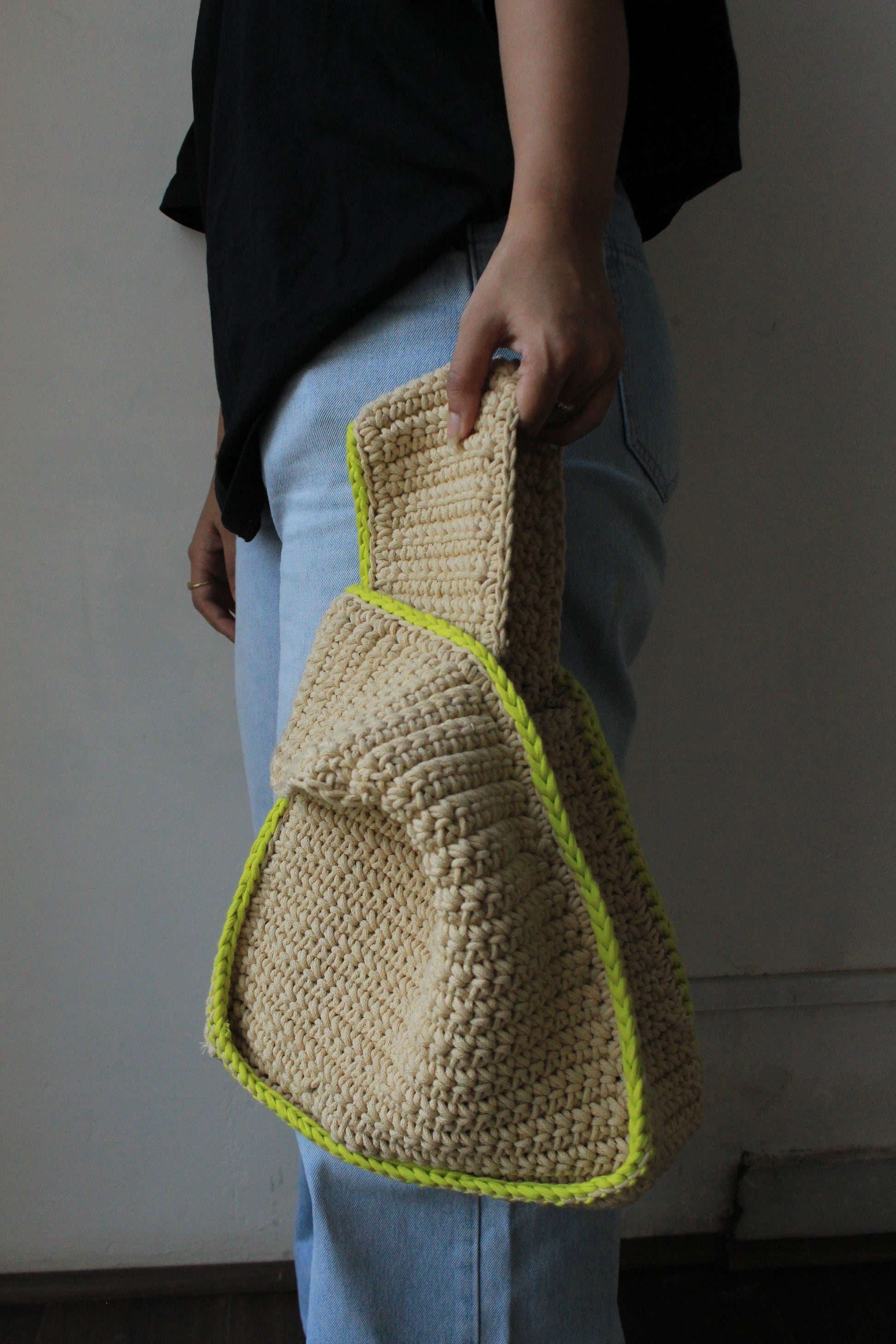 Toto  – Casual Everyday macrame Bag