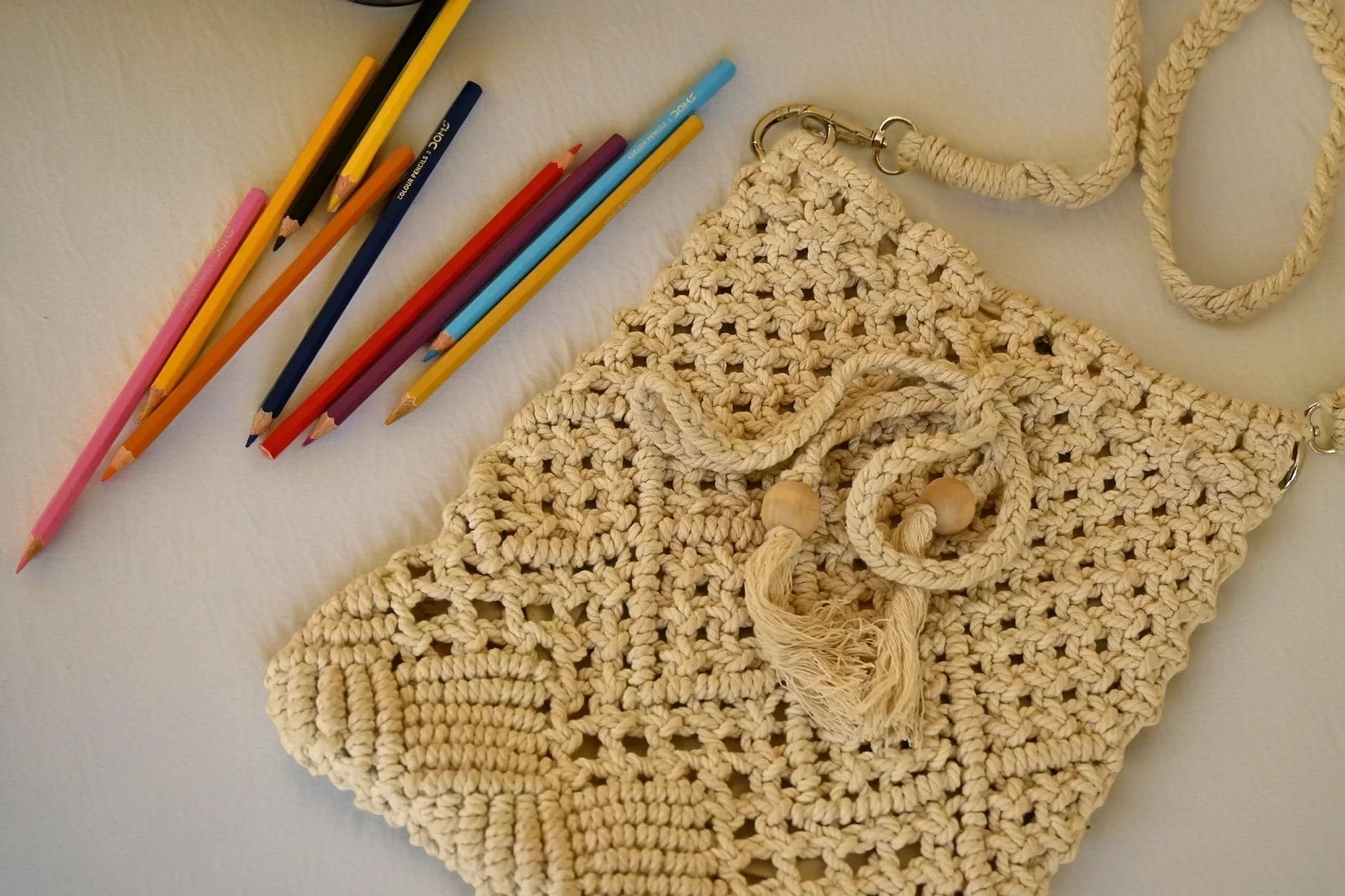 Vintage Macramé Crossbody Bag – Handmade Boho Chic Sling Purse