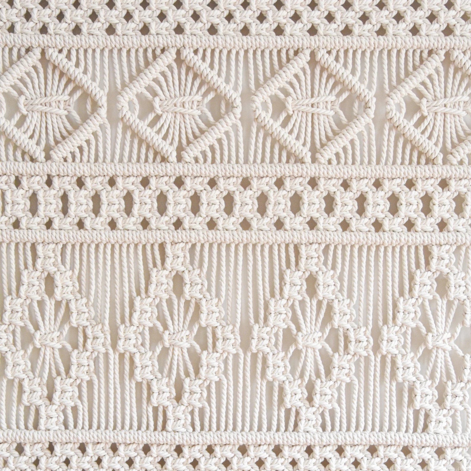 Macrame white wall hanging straight 20 inches