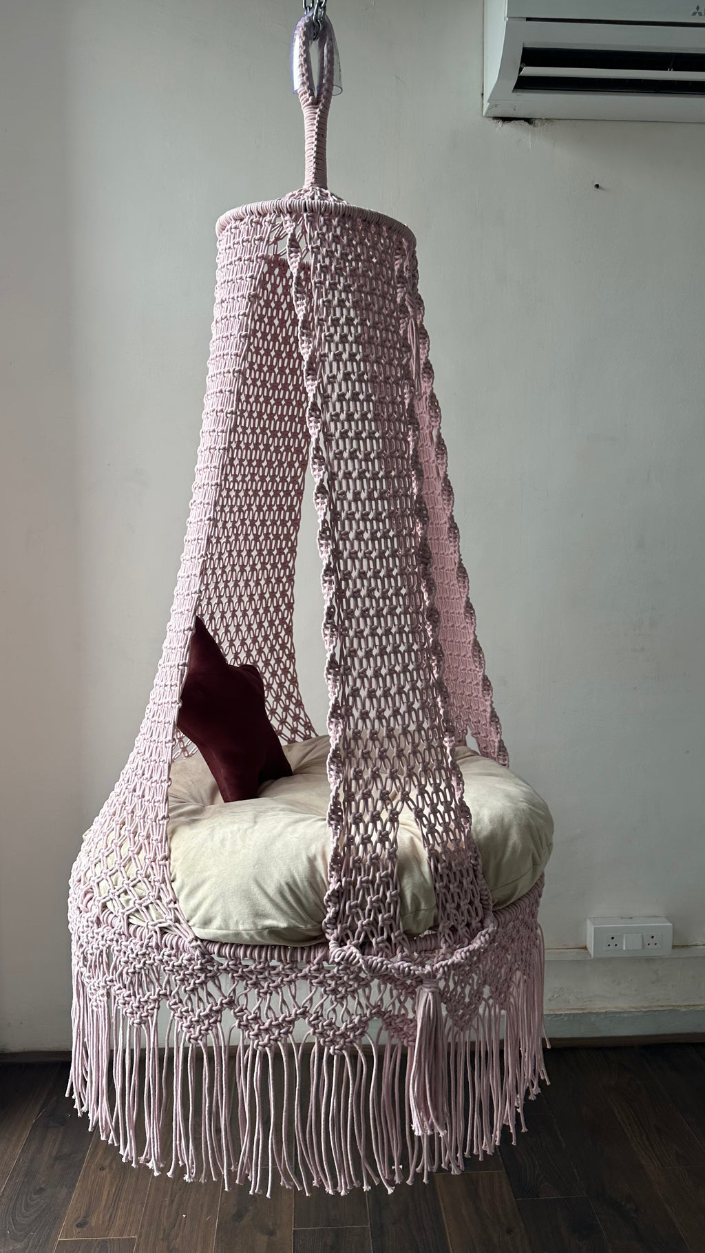 Ballet pink Outdoor Macrame Swing Seat